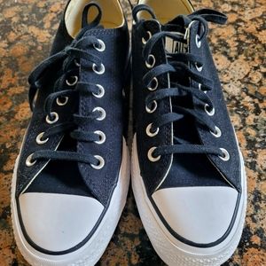Converse AllStar lift platform sneakers